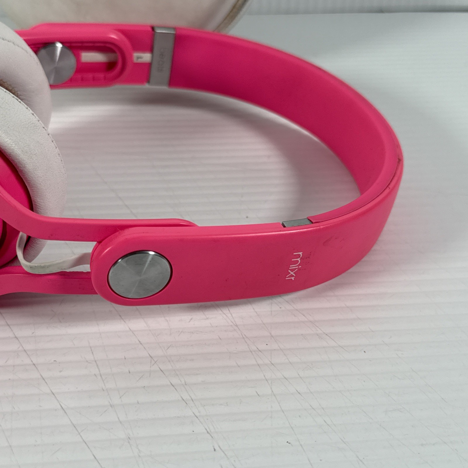 Beats Mixr Mixer David Guetta Edition Limited Edition Rare NEON Pink No Cord