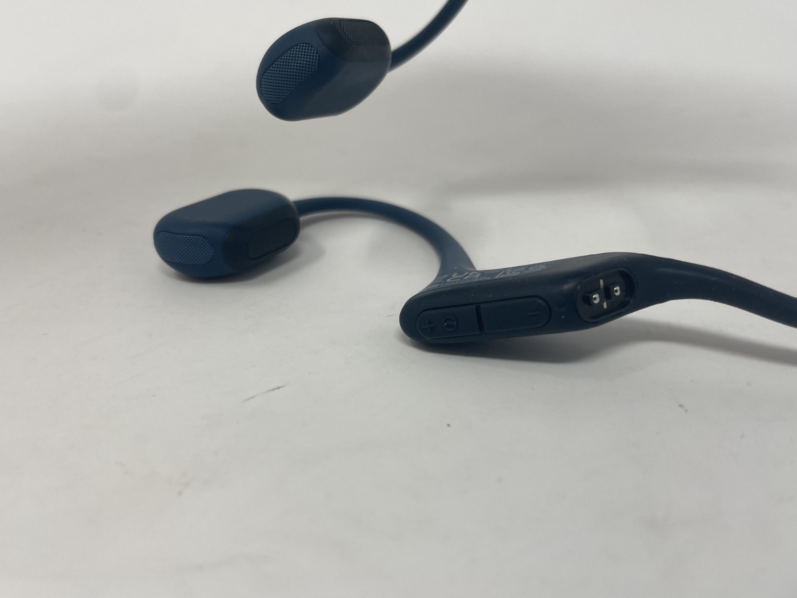 Shokz OpenRun Pro Blue Open-Ear Bluetooth Wireless Conduction Headphones READ