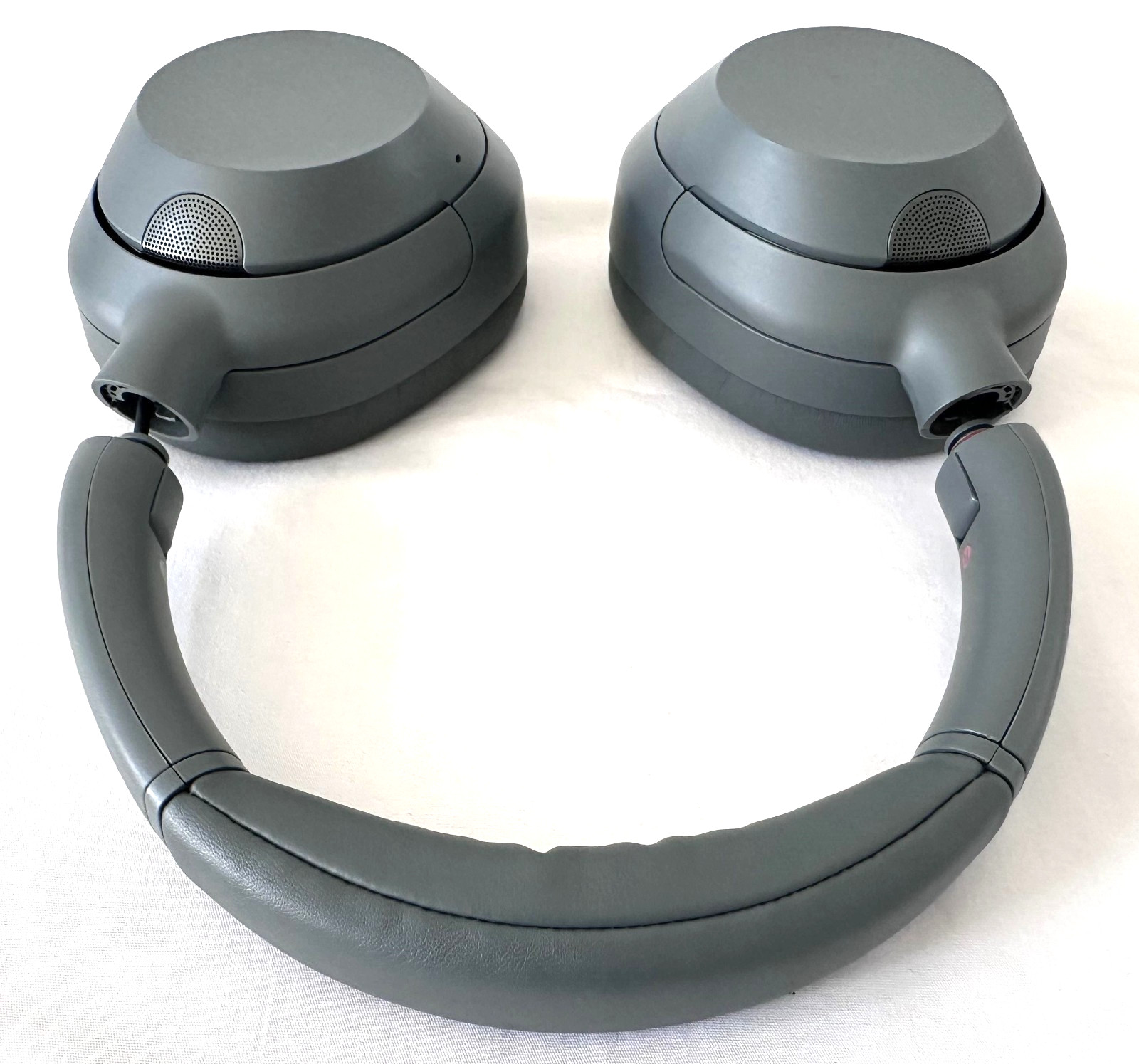 Sony ULT WEAR 900N Wireless Noise Canceling Headphones Gray Broken but Works