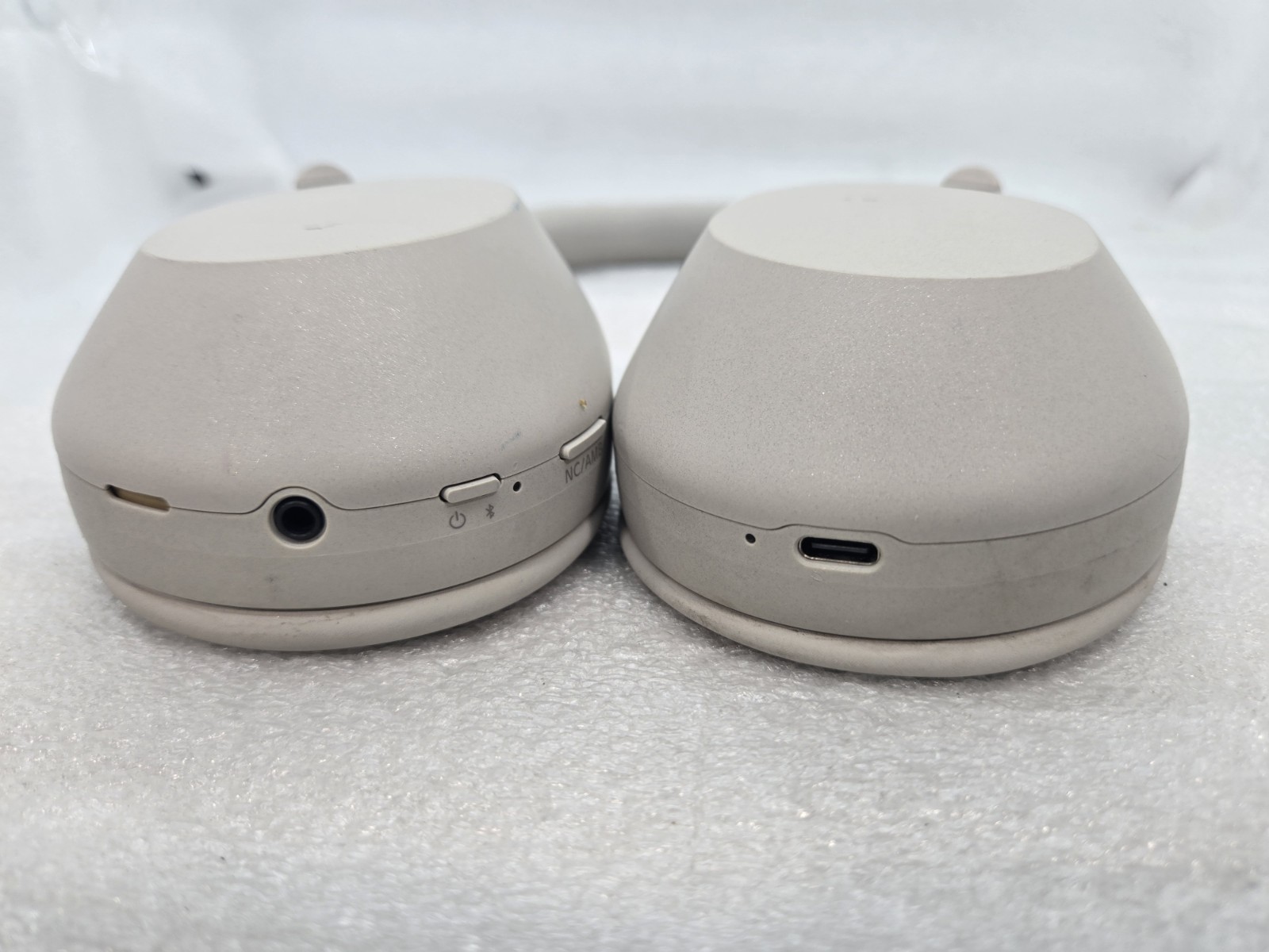 Sony WH-1000XM5 Wireless NC Headphones Sandstone FAST FREE SHIPPING b