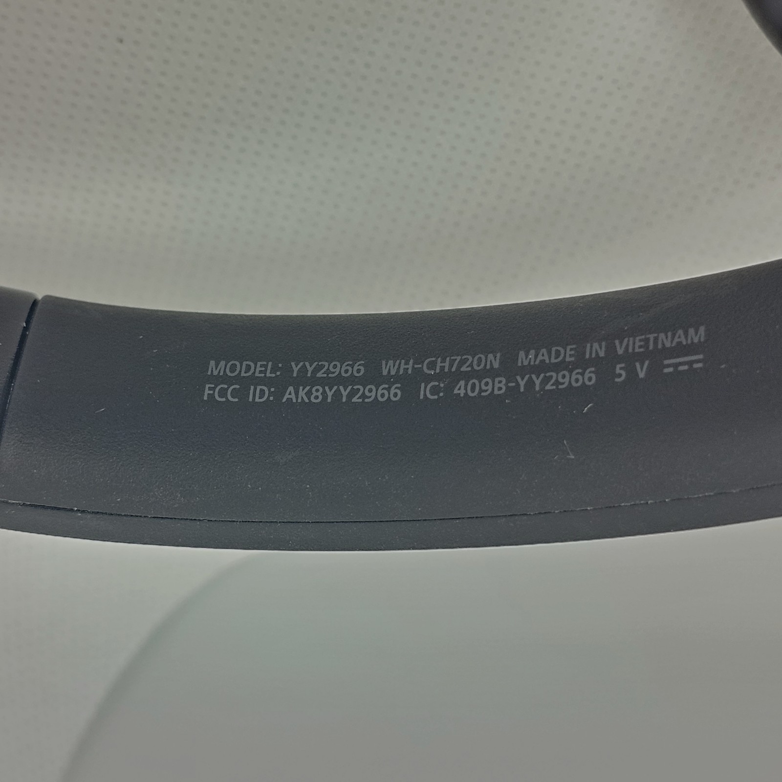Sony WH-CH720N Noise Canceling Wireless Headphones