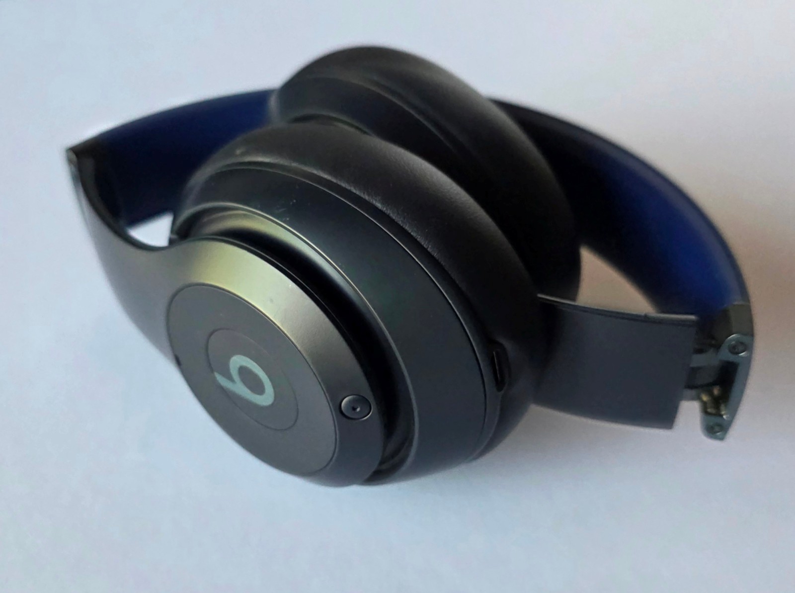 Original Navy Blue Beats Studio Pro Wireless NC Headphones MQTQ3LL/A in Bulk Pkg