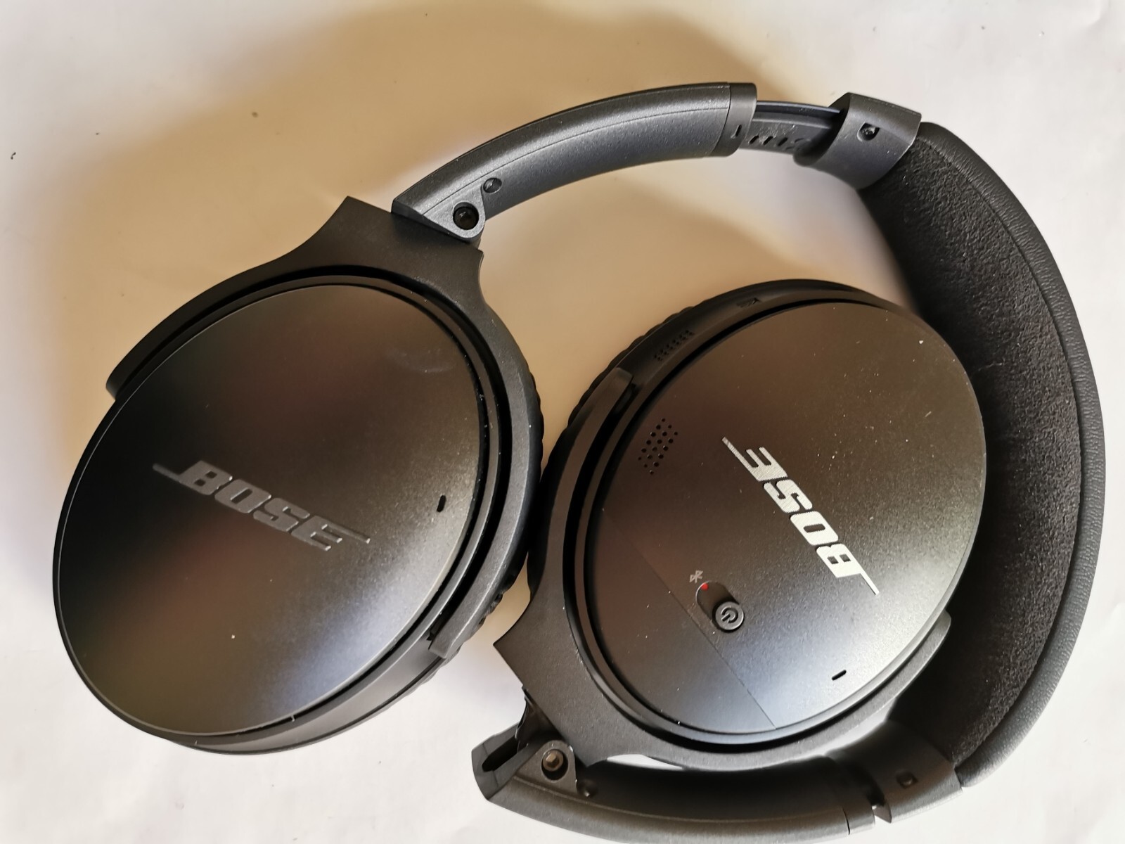 Bose QuietComfort 35 Wireless Over-Ear Headphones – Black