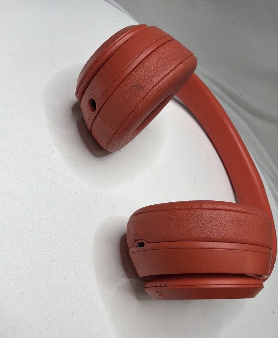 Beats by Dr. Dre Solo3 Casual Listening Headphones Red FOR PARTS!