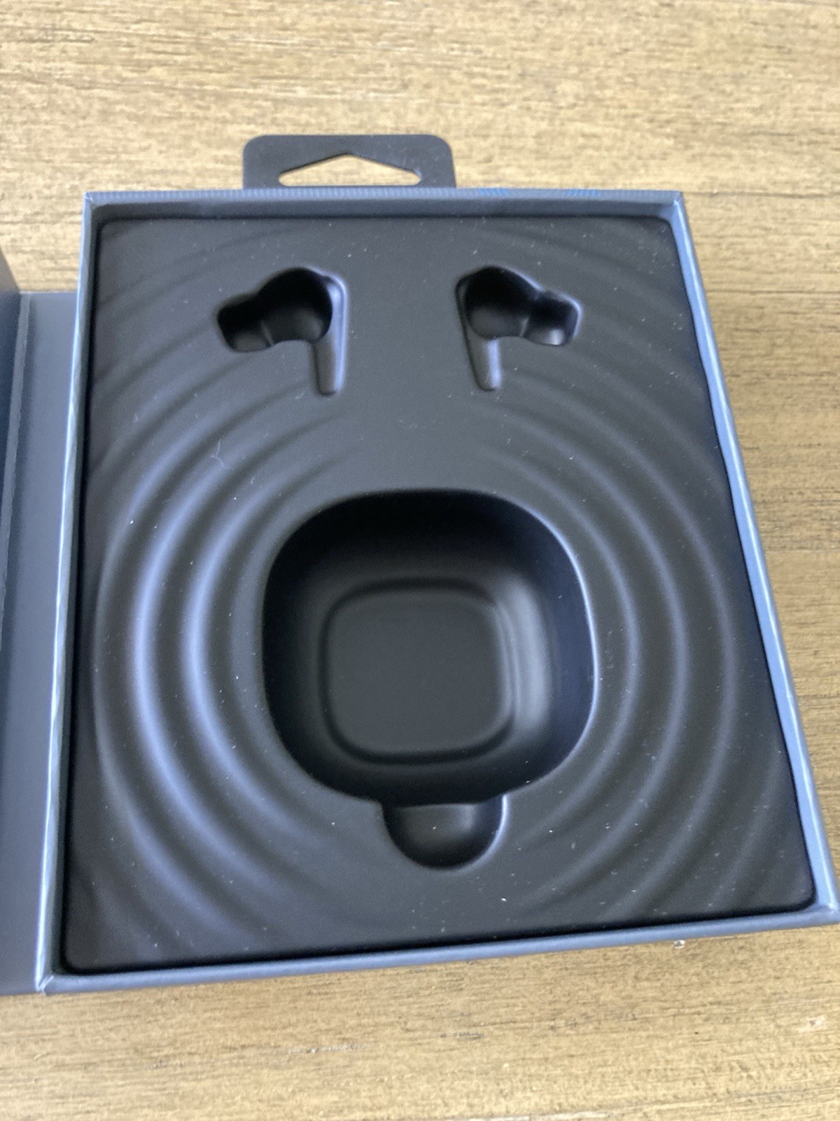 Soundcore by Anker Liberty 4 SE True Wireless BOX ONLY WITH NEW SPARE INSERTS