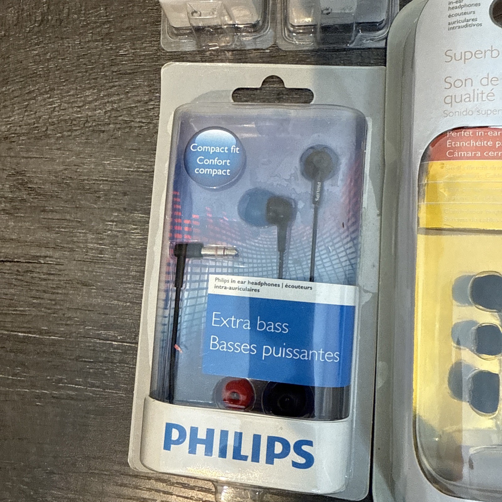 Lot Of Philips Headphones Earbuds Lot SHL8800 O’Neill iPod MP3 New Sealed