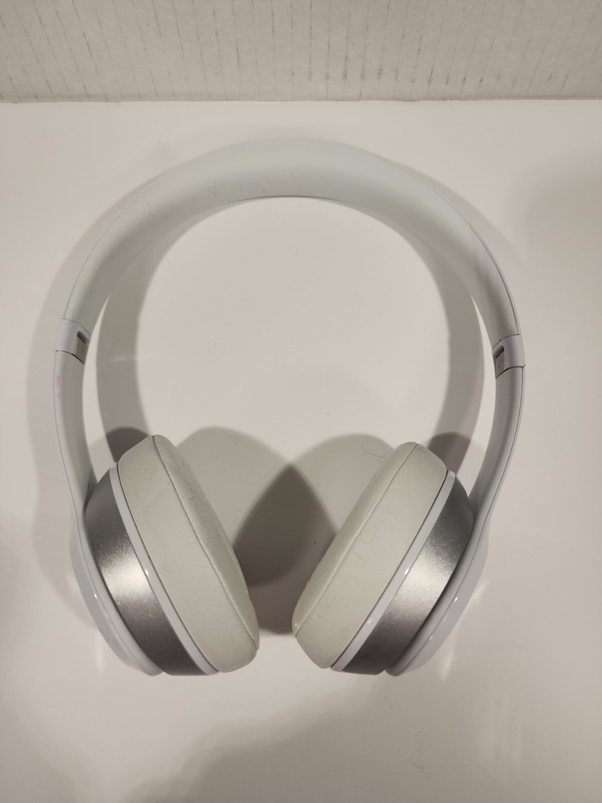 Beats by Dr. Dre Solo 2 Wired Headphones Edition White Blanco On-Ear Sealed