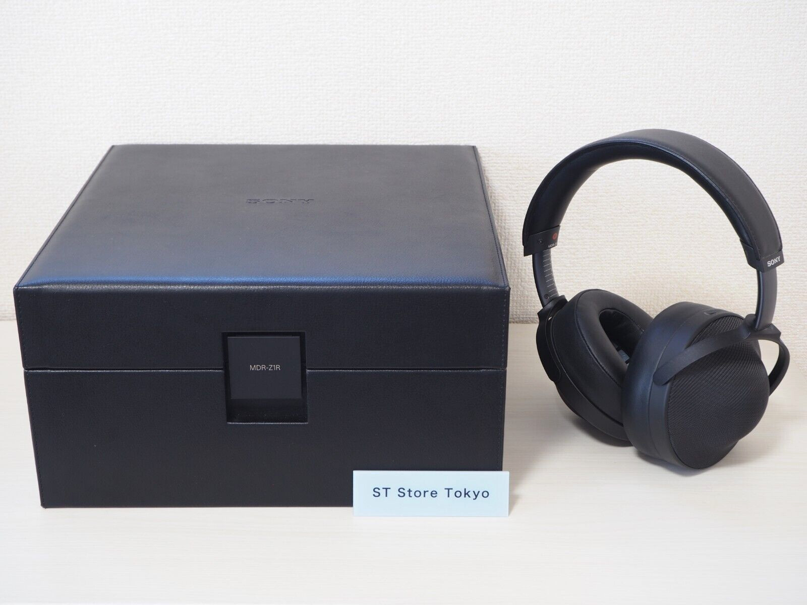 [Excellent] SONY MDR-Z1R Over-ear Stereo Headphones Japan With Cable Tested