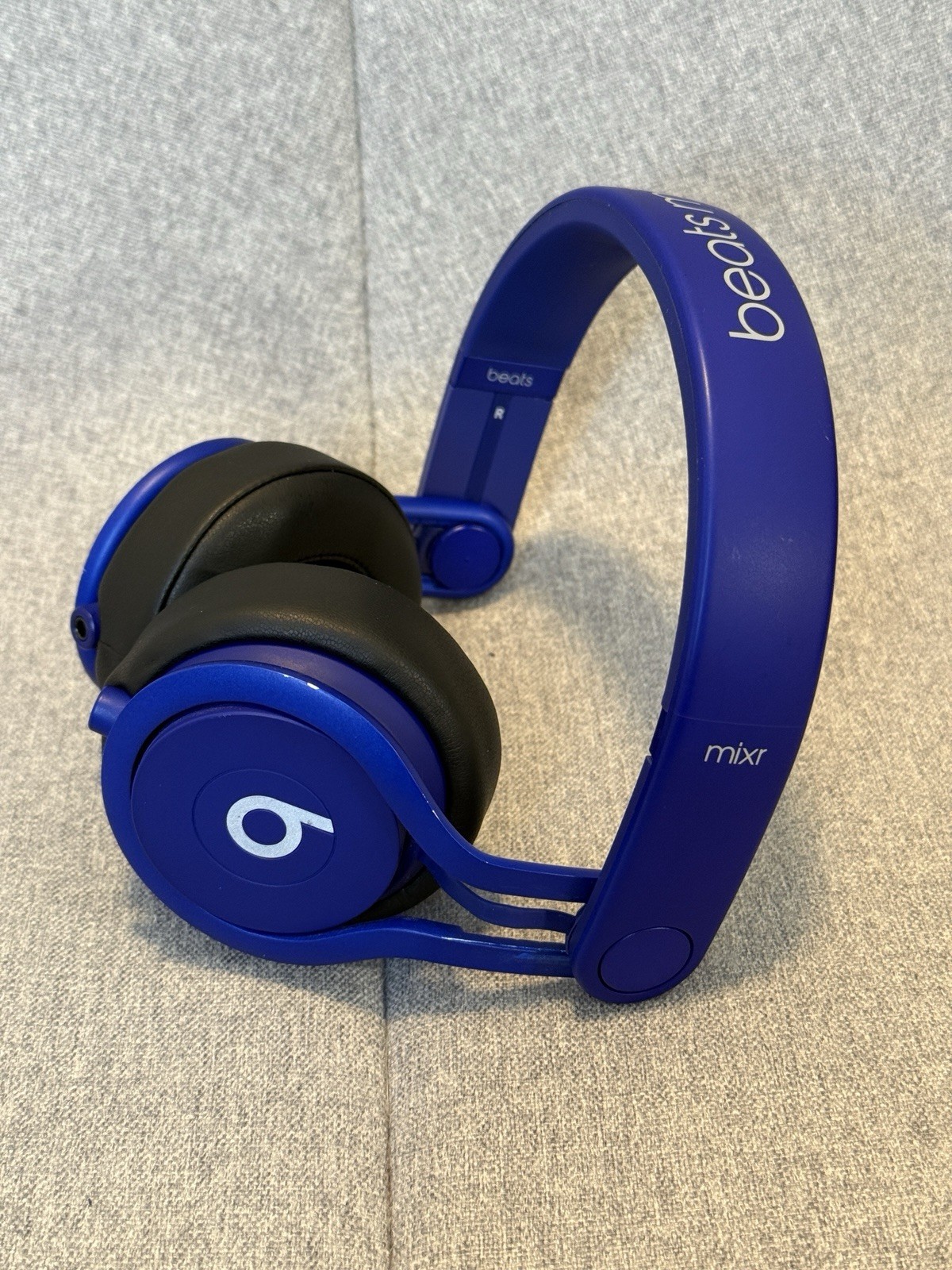 Beats Mixr Mixer Headphones Blue Limited Edition