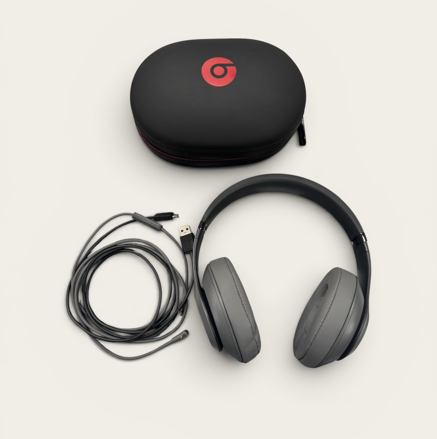 Beats by Dr. Dre Studio3 Over the Ear Wireless Headphones – Grey Excellent Cond