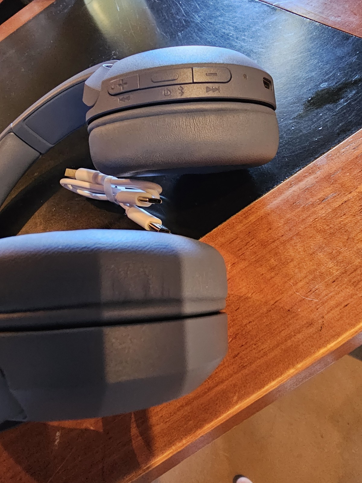 Sony WH-CH520 Wireless Over-Ear Cushioned Headphones – Blue