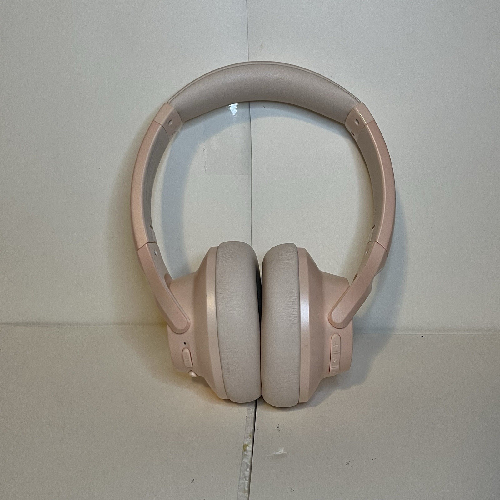 Soundcore by Anker Life Q20 Wireless Over Ear Headphones Active Noise Cancelling