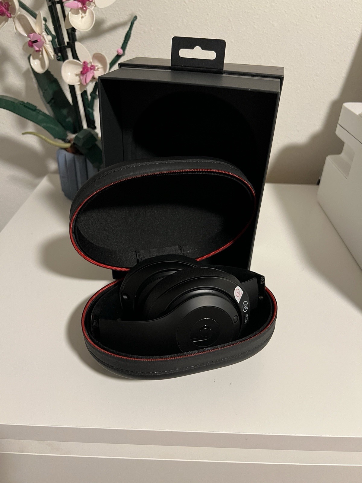 Beats by Dre Studio3 Wireless Headphones Black Active Noise Cancelling MX3X2LL/A