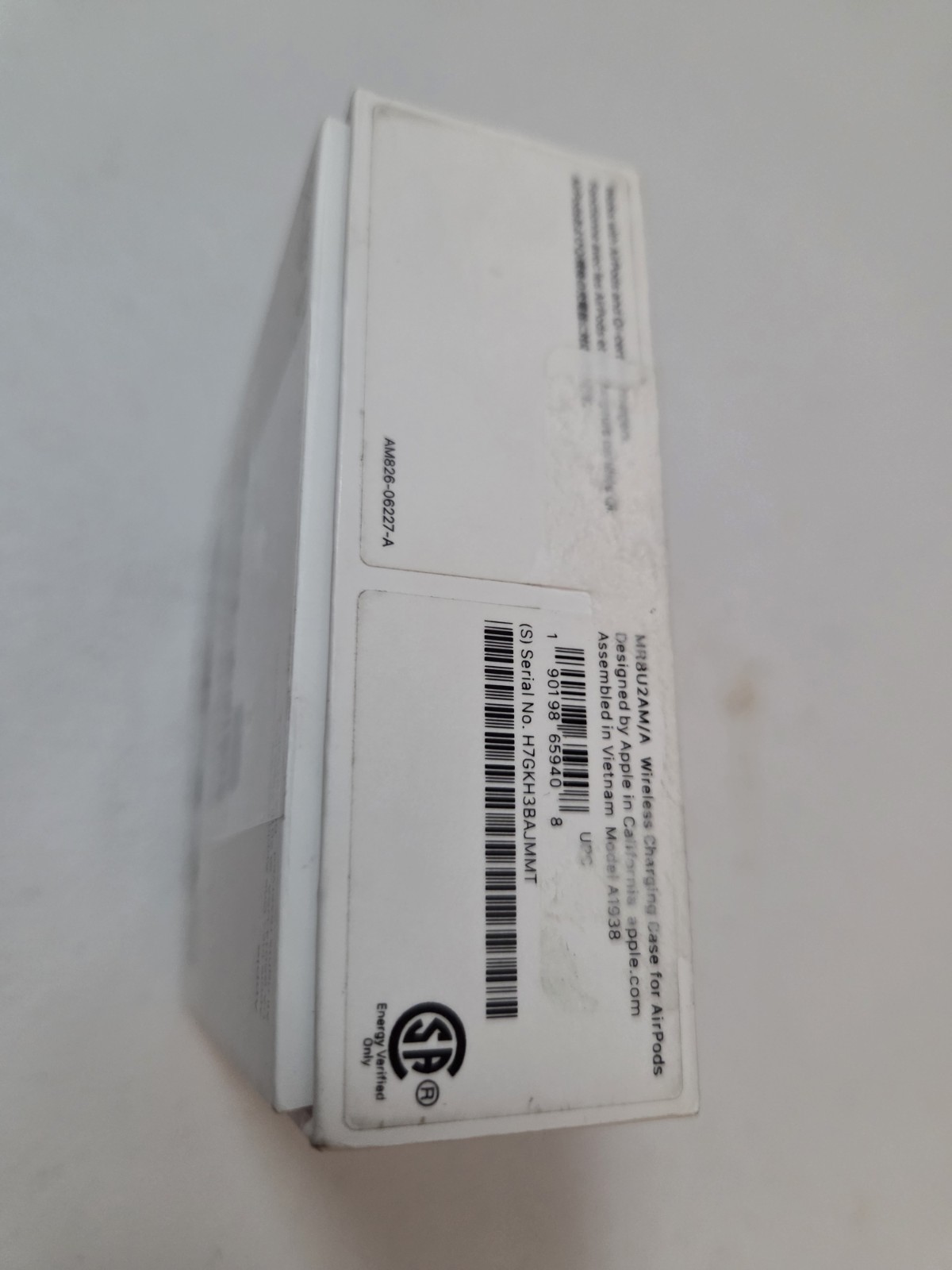 Apple Wireless Charging Case for AirPods