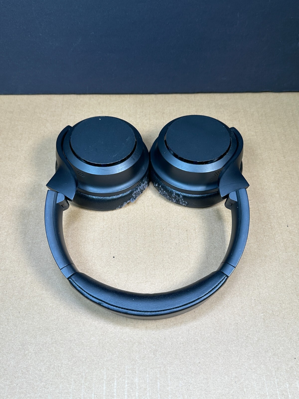 WYZE Noise Cancelling Wireless Over the Ear Bluetooth Headphones