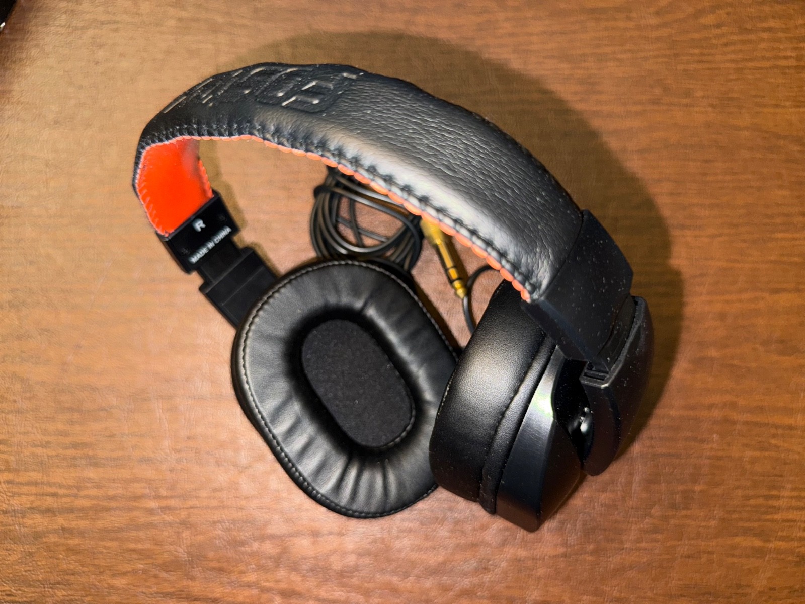 FOSTEX TX-2 Closed-Back Studio Headphones