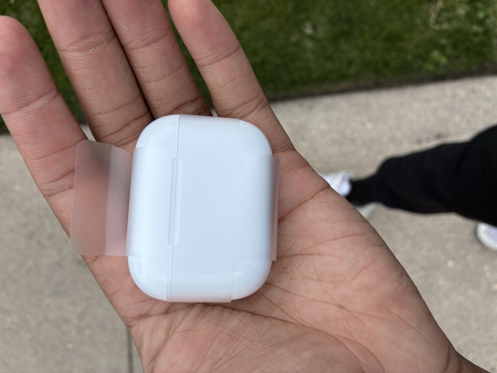 Apple AirPods Pro (3rd Gen) Wireless Bluetooth In-Ear Earbuds White A3053