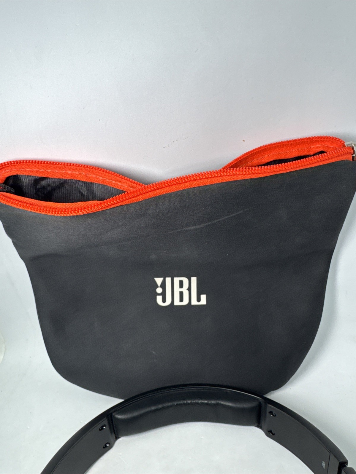 JBL J88a/J55a Headband Headphones Black with Case – Working