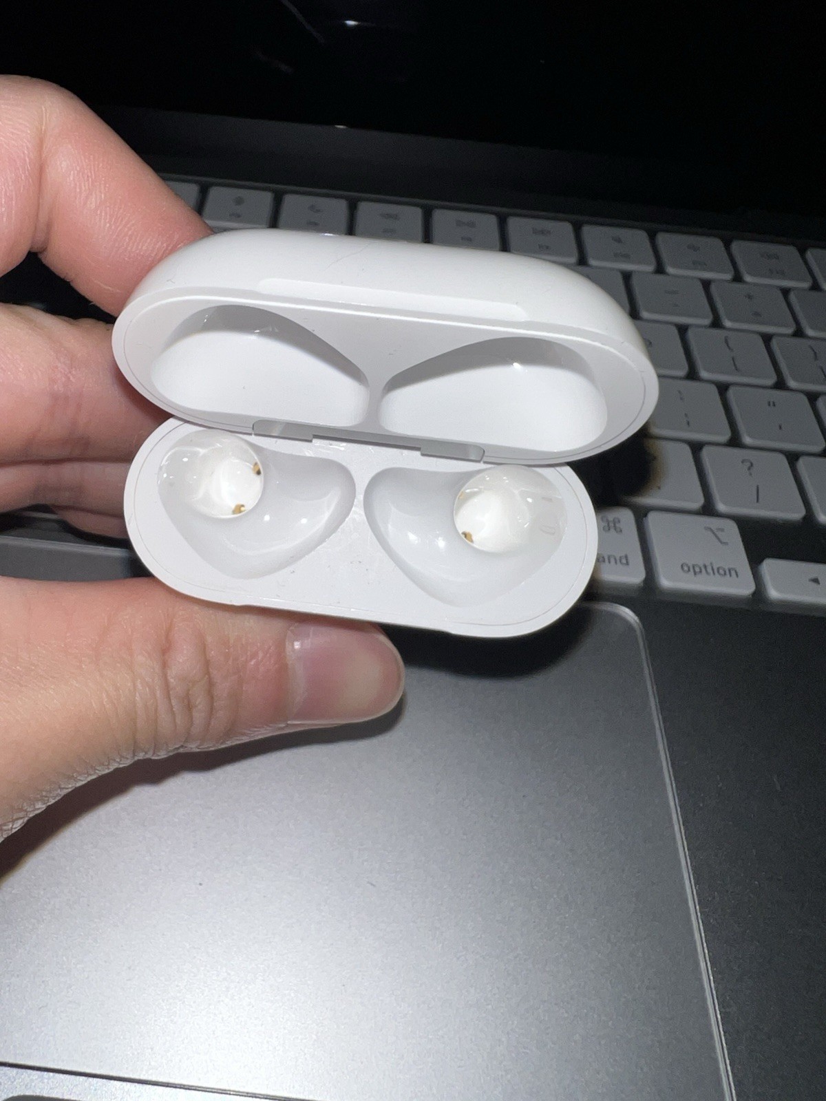 Apple AirPods 4 Wireless Bluetooth In-Ear Earbuds, Built-In Mic, White A3050