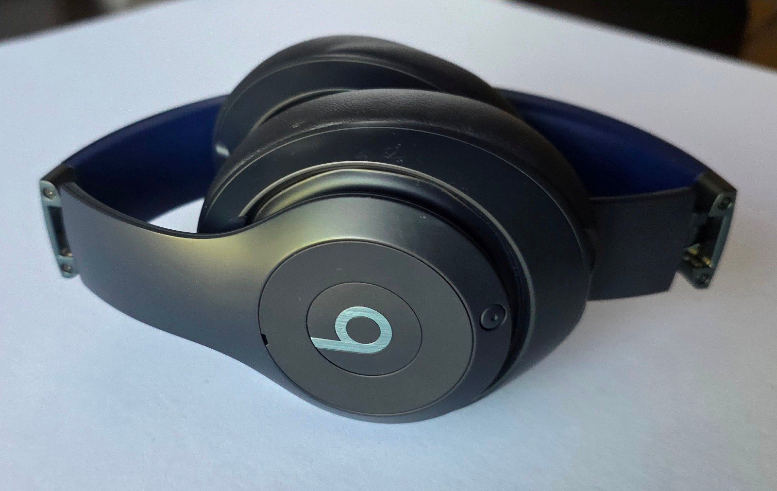 Original Navy Blue Beats Studio Pro Wireless NC Headphones MQTQ3LL/A in Bulk Pkg
