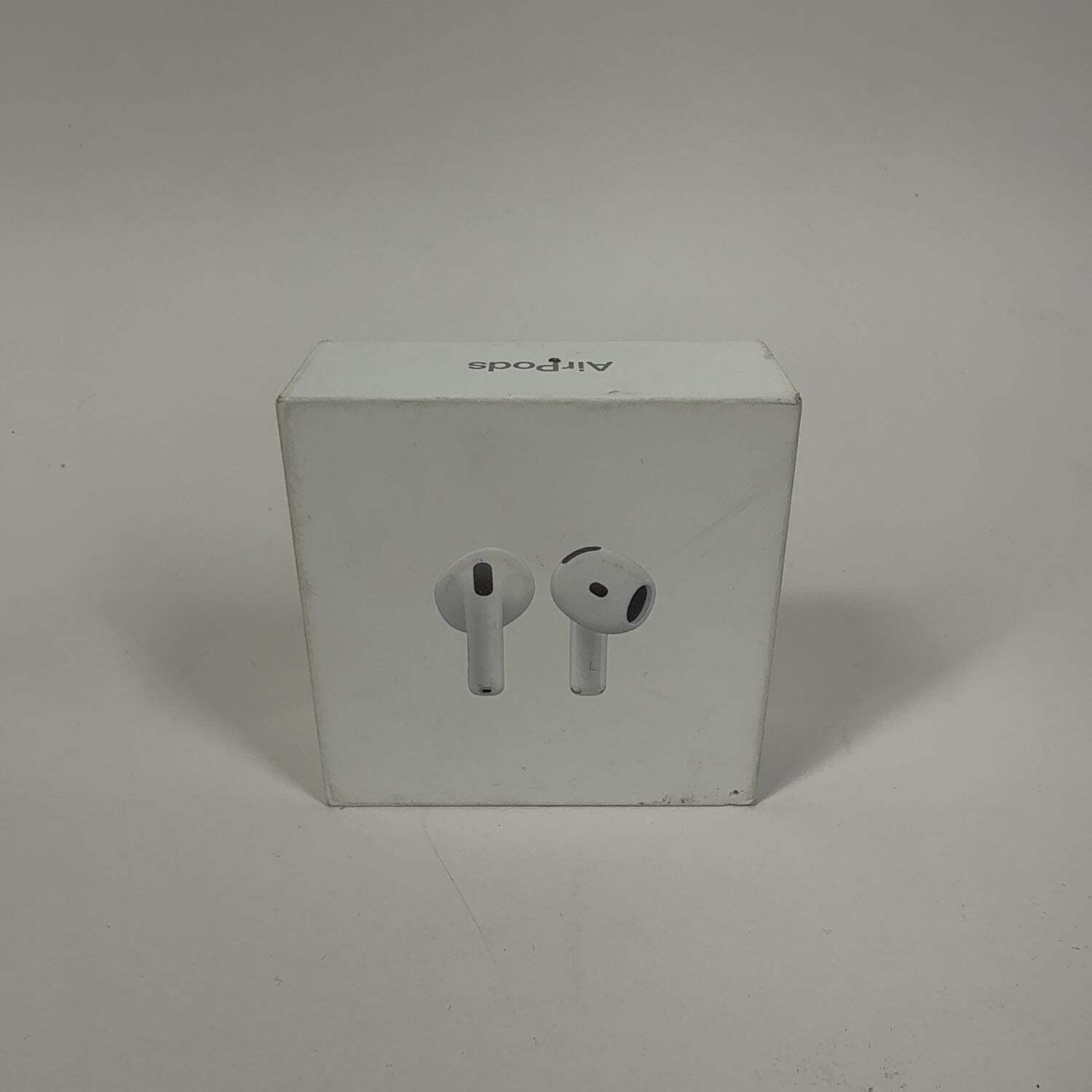 New Apple AirPods 4th Gen with Charging Case A3050 A3053 A3058 MXP63LL/A