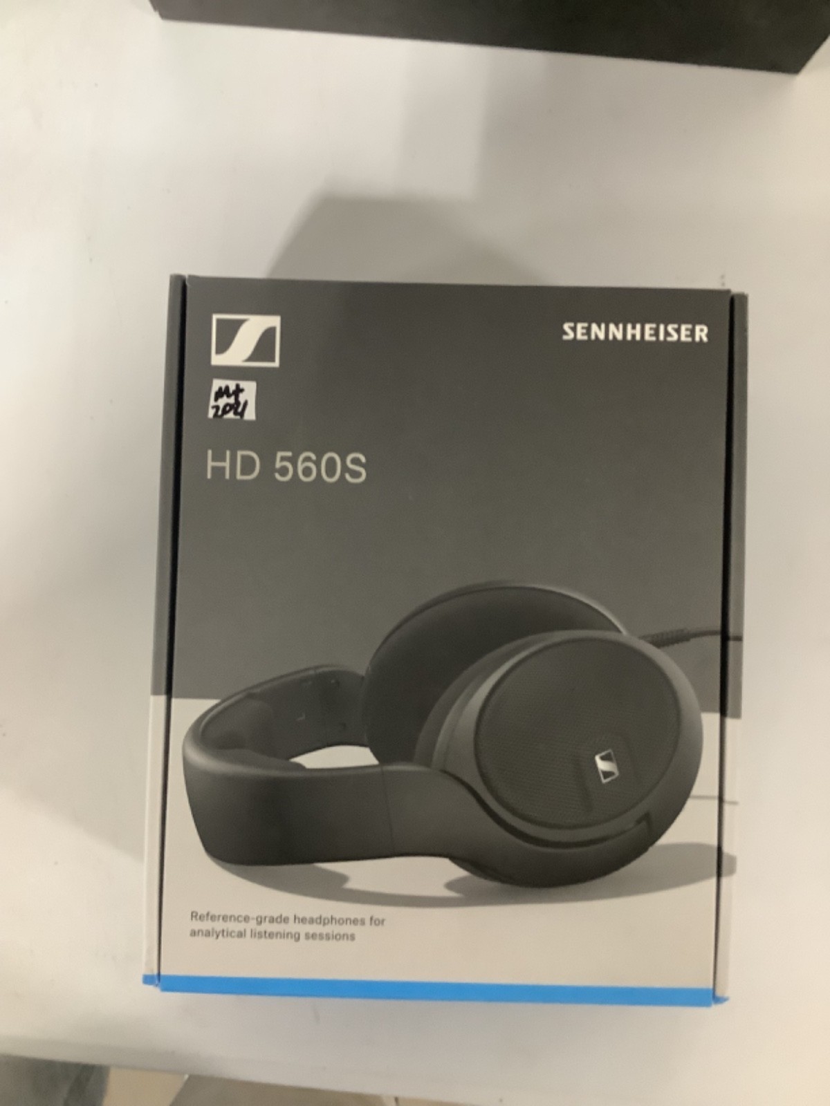 Sennheiser HD 560S Wired Audiophile High Performance Over-The-Ear Headphones