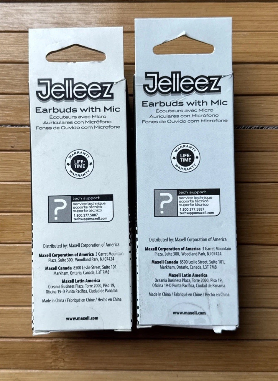2 Lot of Maxell Jelleez Soft Comfort Fit Noise Isolating Black Earbuds w/ Mic