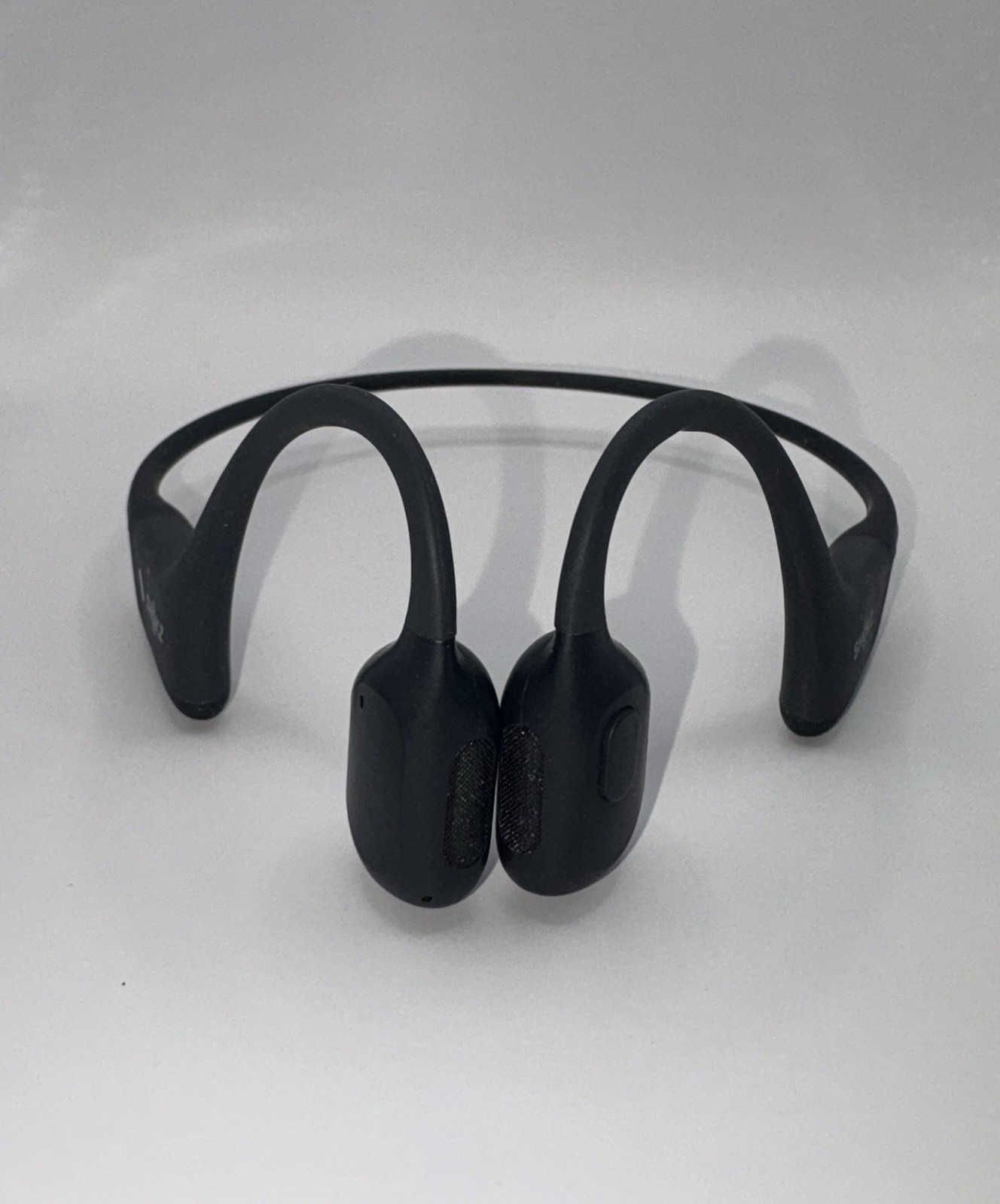 Shokz S810 OpenRun Pro Bone Conduction Open Ear Sport Tested Case Charger