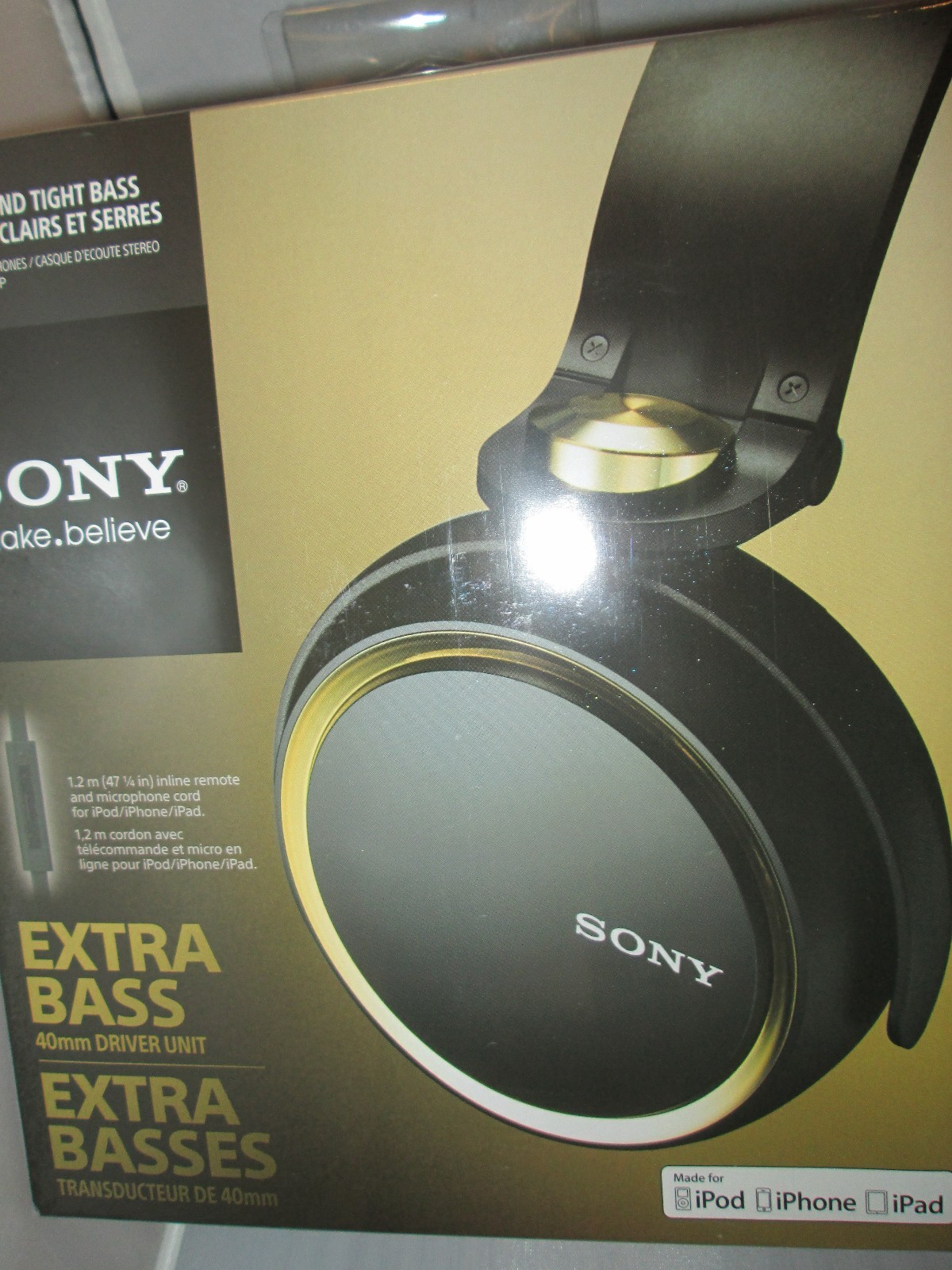 Brand New MDRXB600ip Sony MDR-XB600IP Headphones for Apple iPod/iPhone/Pad w/Mic