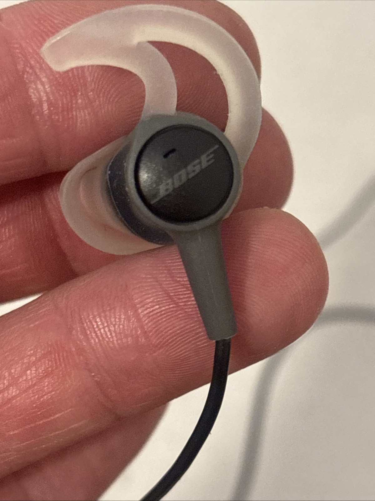 Bose SoundTrue Ultra in-ear Headphones for Apple ios Charcoal Black WORKS!