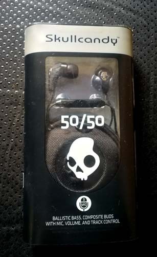 Skullcandy Supreme Sound 50/50 11mm Earbuds in Black with Mic- NEW!