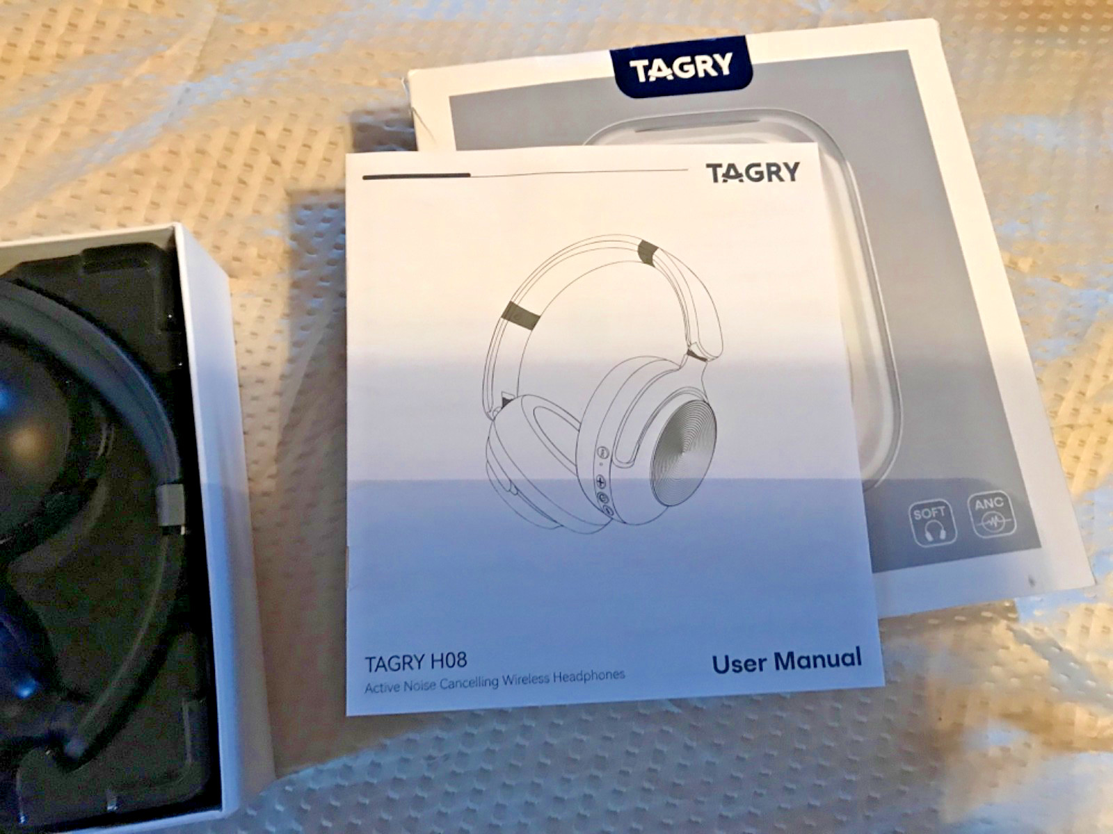 TAGRY Hybrid Active Noise Cancelling Headphones 100H Playtime Wireless Over Ear