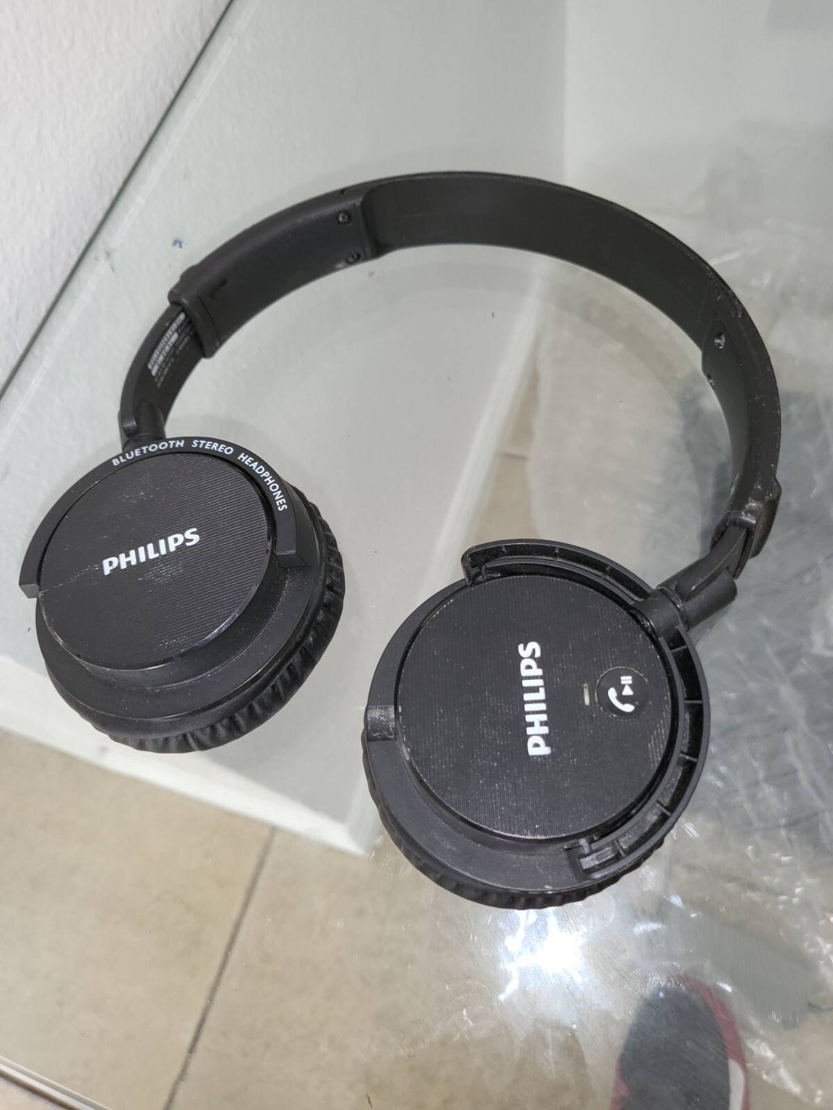 Philips SHB5500BK Black 32mm Drivers Wireless Bluetooth Over-the-Ear Headphones