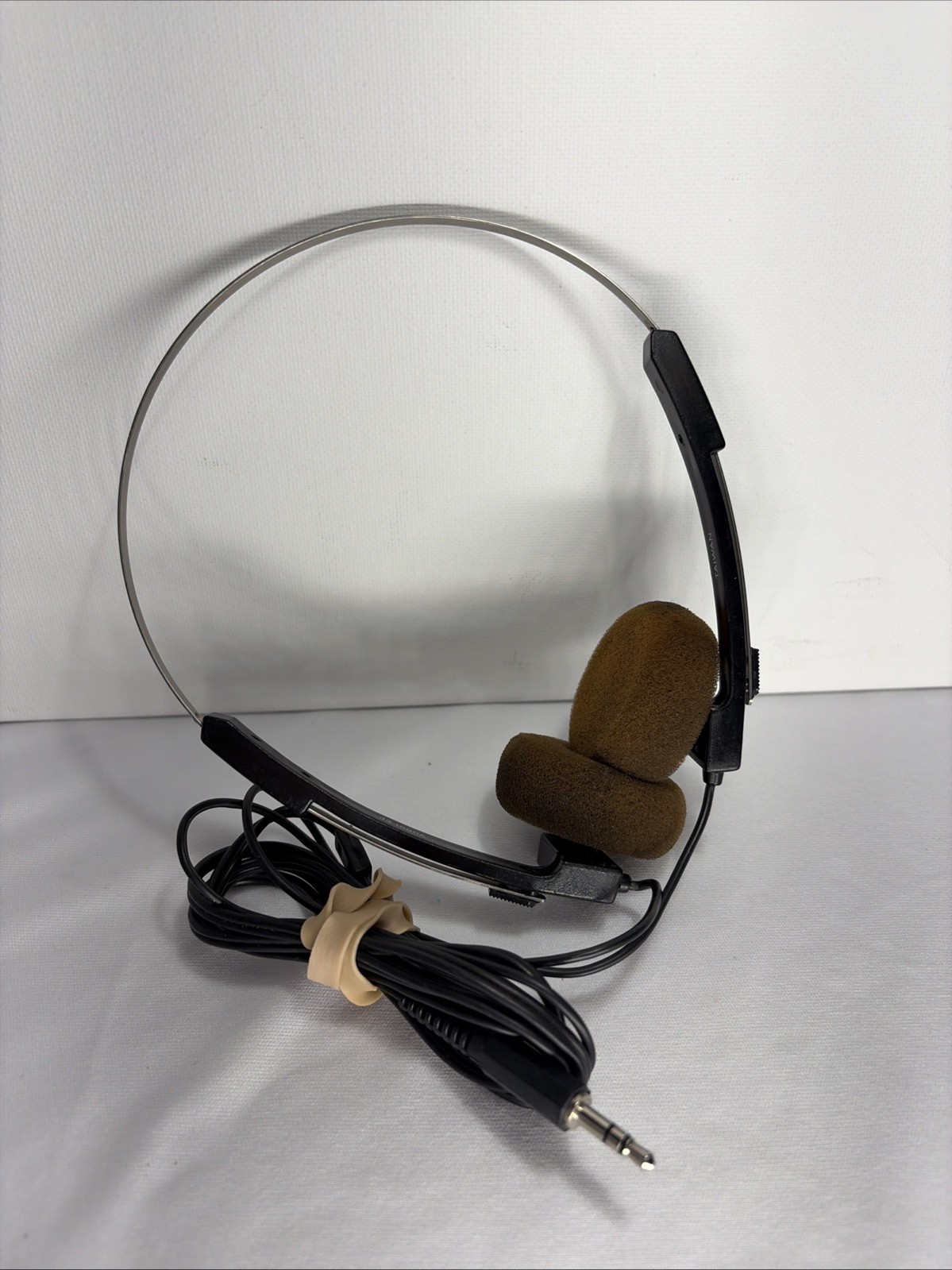 Vintage Realistic Nova 34 Headphones Great Condition (Working Tested)