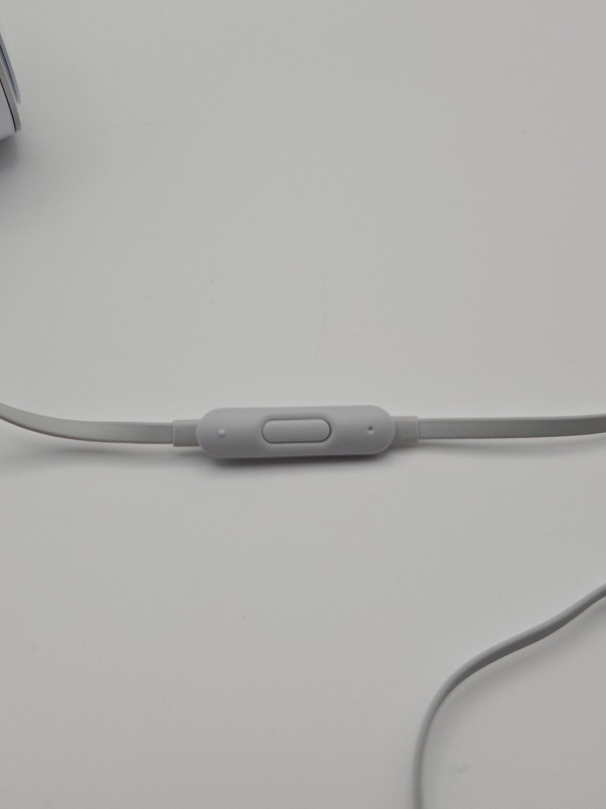 Original OEM Beats by Dr. Dre EP Wired On-Ear Headphones White 3.5mm Jack TESTED