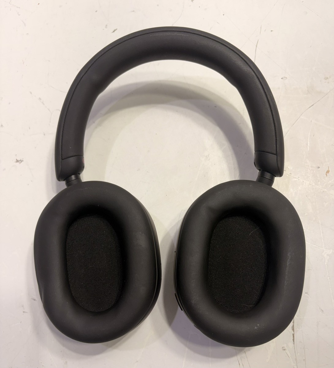 SONY WH-1000XM5 NO CHARGER (P11035176)