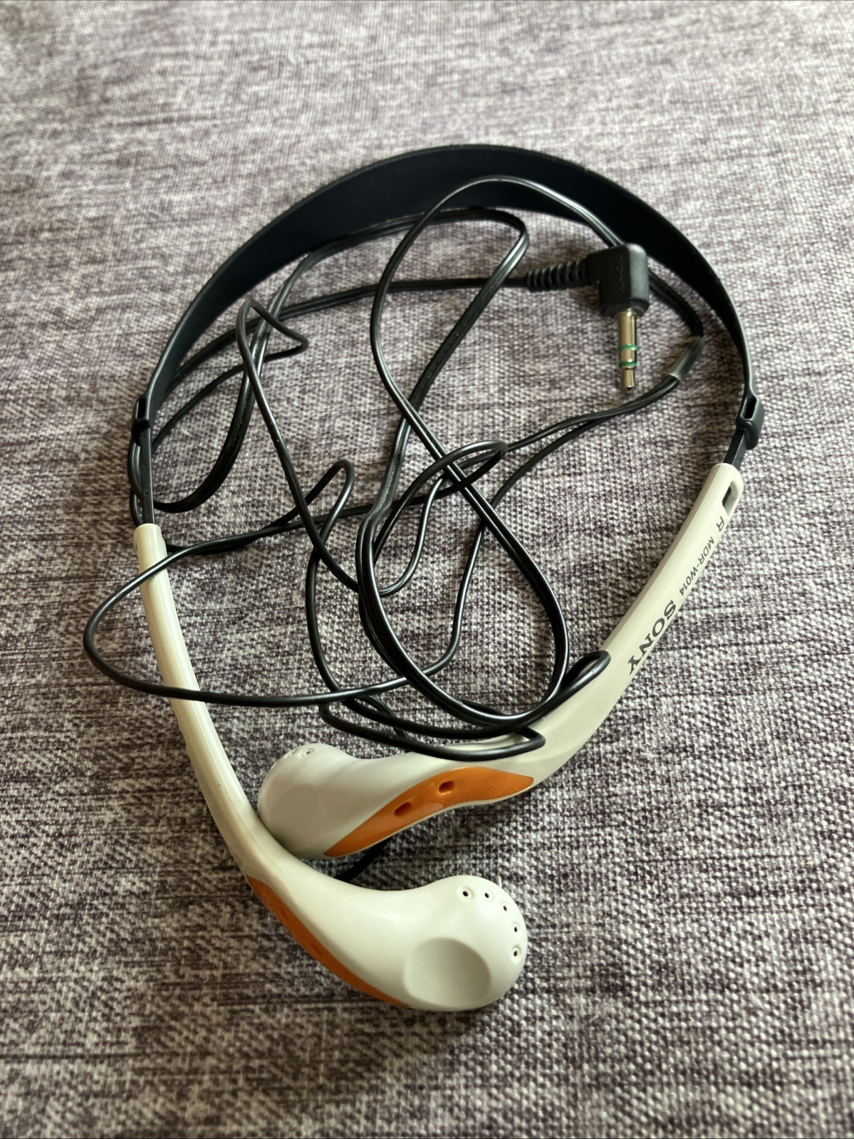 Sony MDR-W014 in-Ear Headphones White Orange Vintage Sports Walkman Vintage