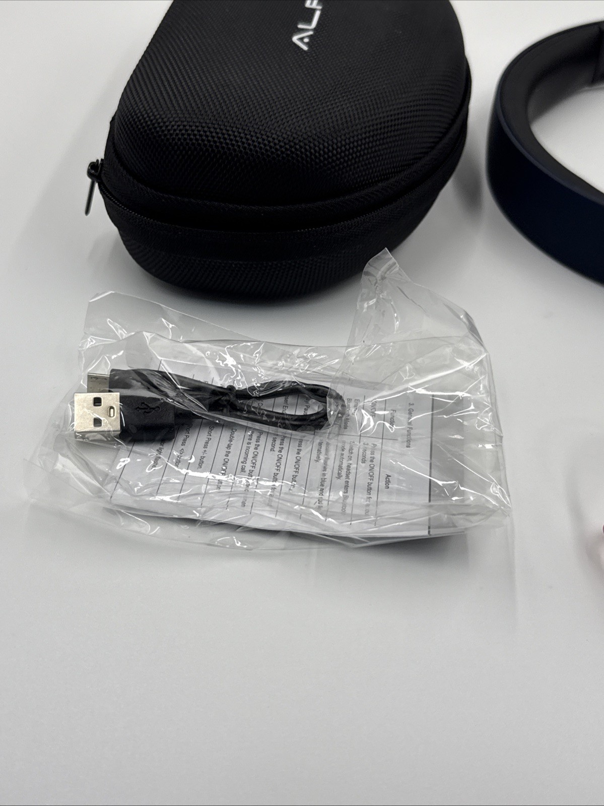 Alpha pulse X Over ear Wireless/wired Headphones Navy Blue
