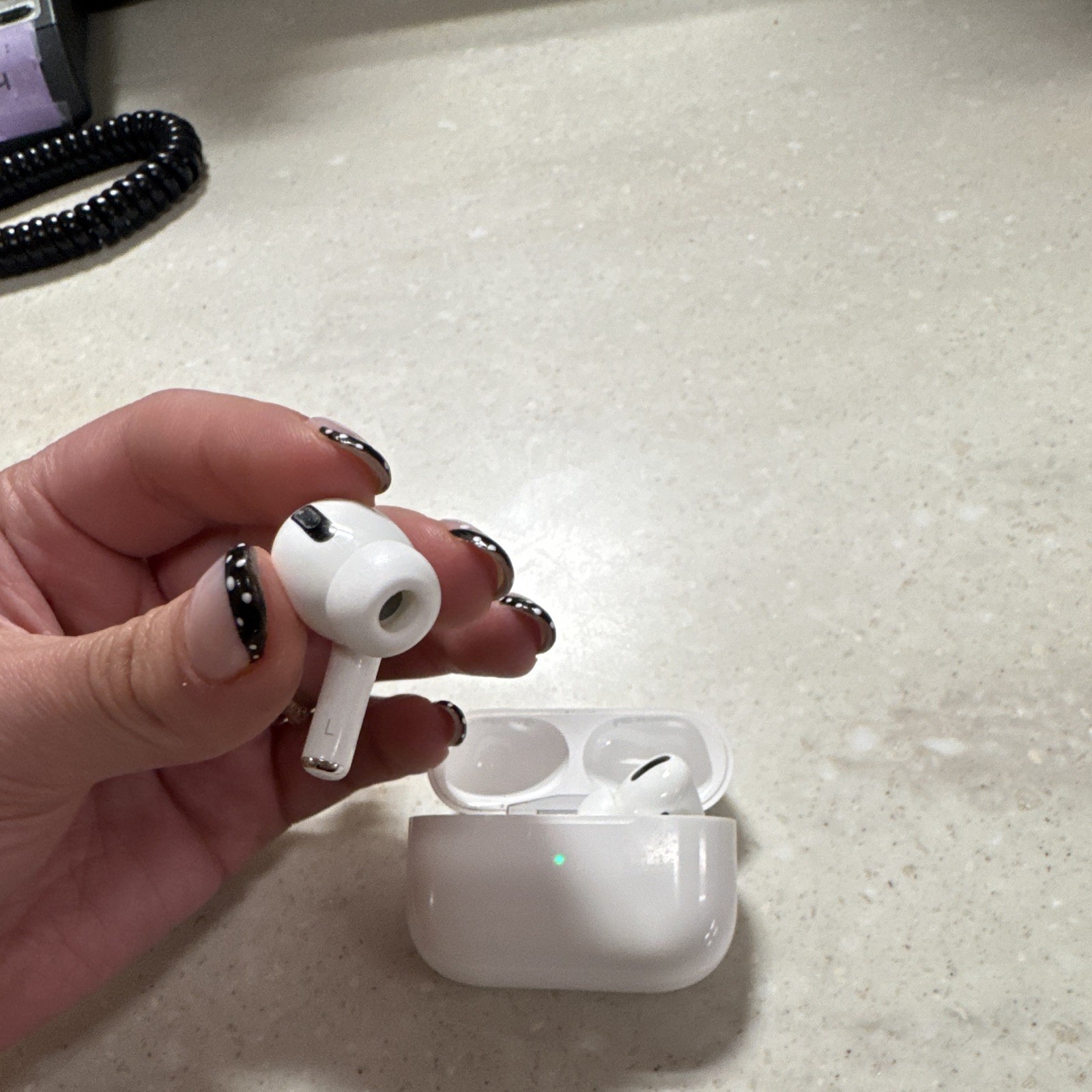 Apple AirPods Pro 2 Wireless Bluetooth In-Ear Earbuds w/ Mic Charging Case White