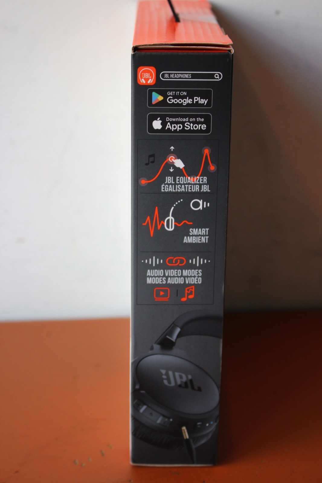 JBL TUNE 670NC Wireless Pure Bass Sound Adaptive Noise Cancelling Headphones