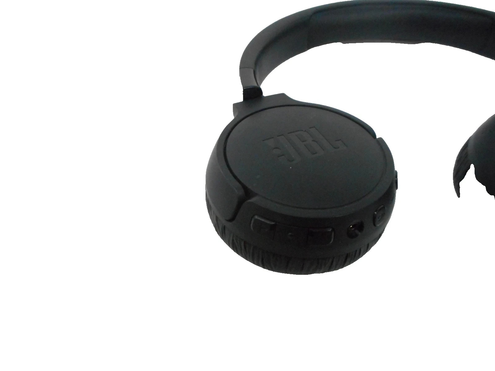 JBL JBLT670NCBLKAM TUNE 670NC – Adaptive Noise Cancelling With Smart Ambient