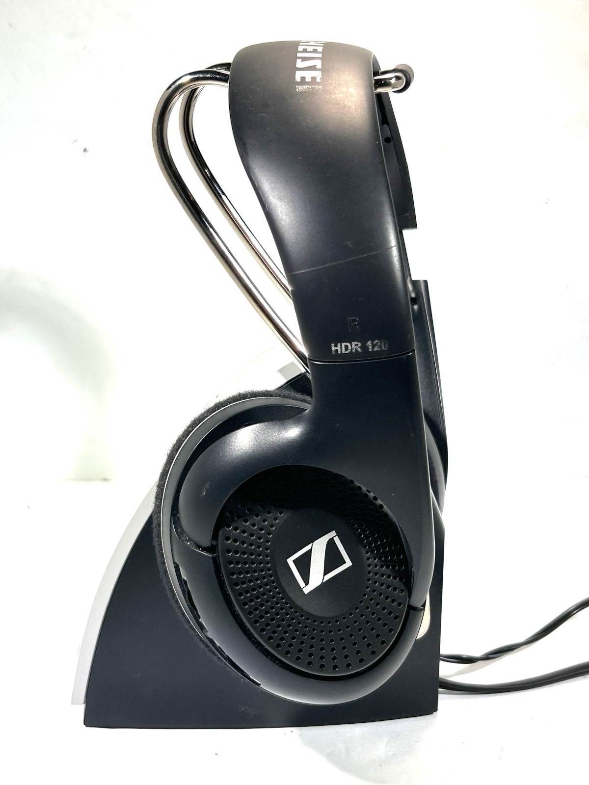 Sennheiser RS 120 RF UHF Wireless Headphones w/ Transmitter Base Black/Gray