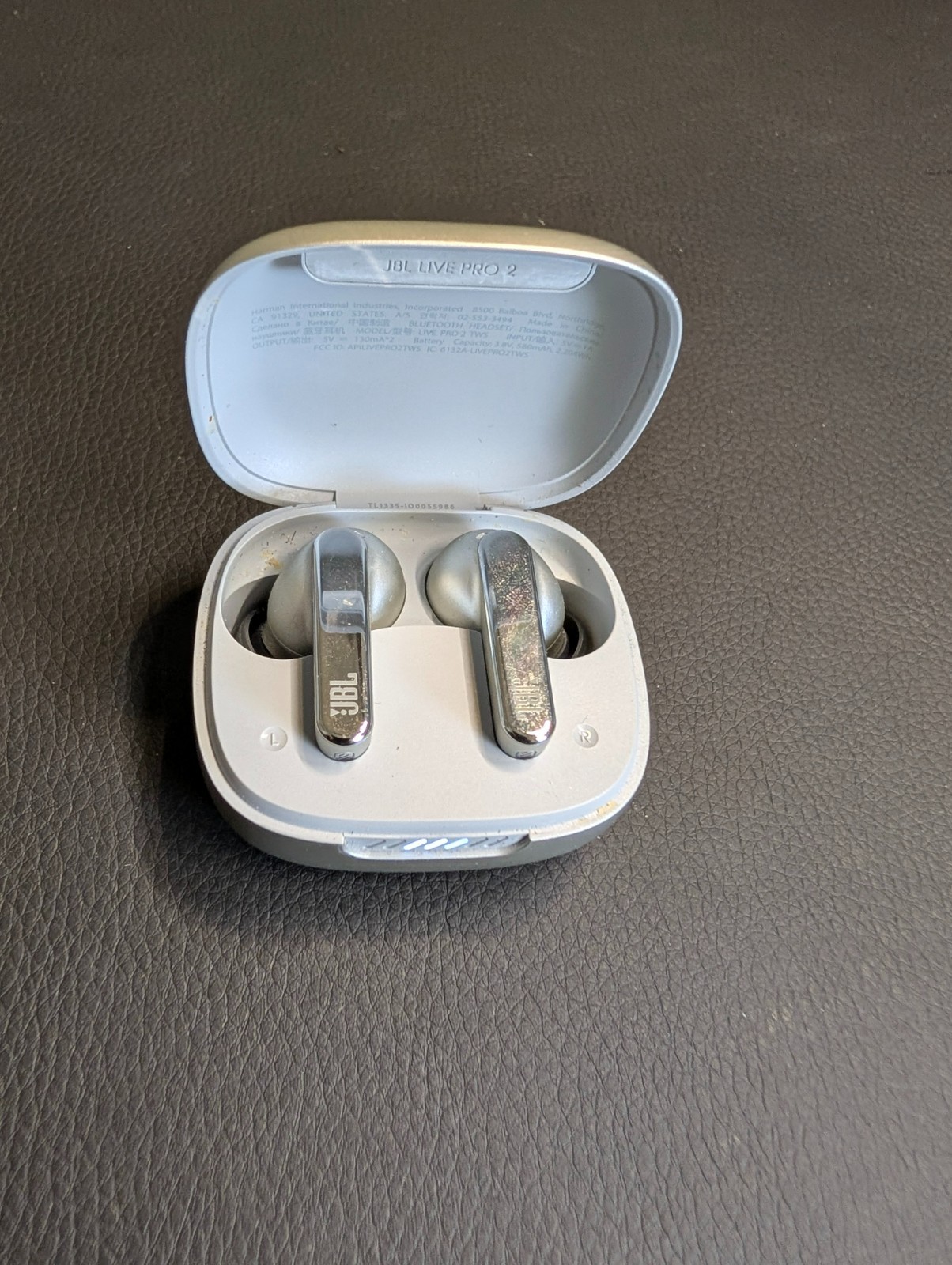 JBL Live Pro 2 True Wireless Noise Cancelling Earbuds Silver – Used Very Good