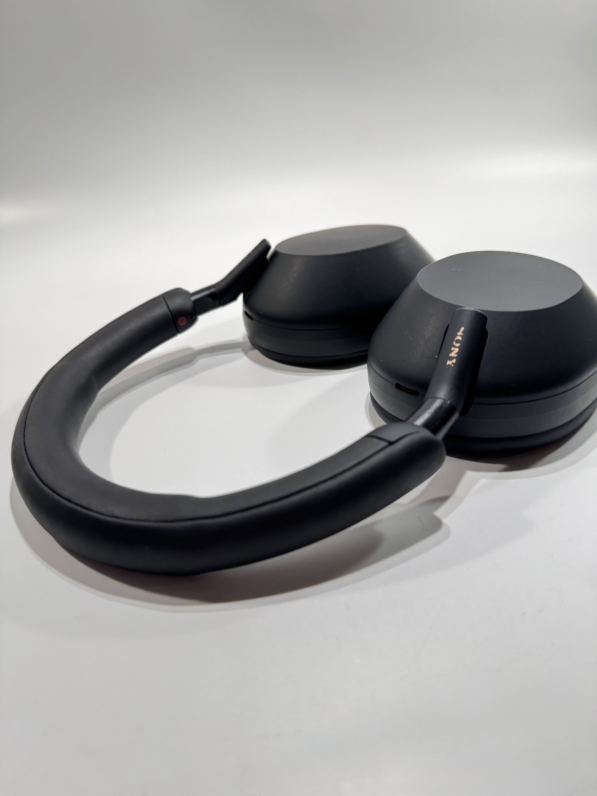 Sony WH-1000XM5 Wireless On-Ear Bluetooth Headphones Black YY2954