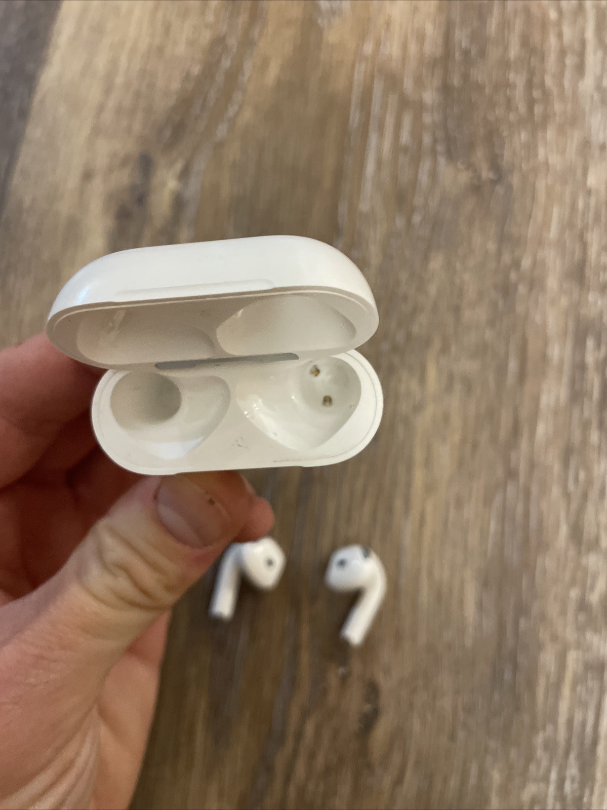 Apple AirPods 4th Gen ANC with MagSafe Charging Case A3053 A3050 A3058 Warranty
