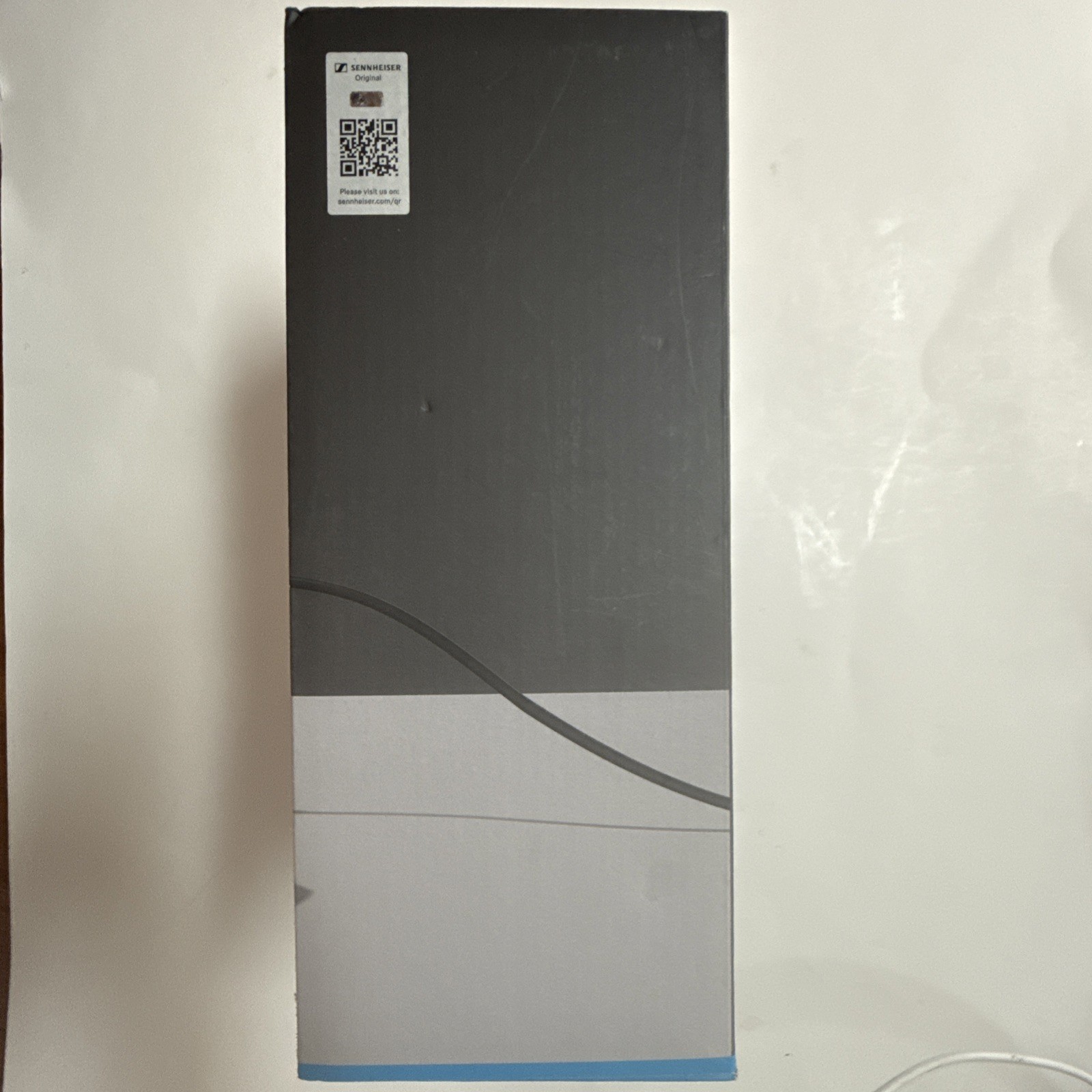 Sennheiser HD-560S High Performance Over-the-Ear Wired Headphones New in Sealed
