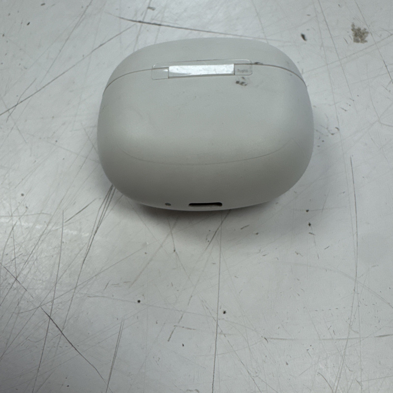 Skullcandy RH-2341 White Wireless Bluetooth In Ear Earbuds With Charging Case