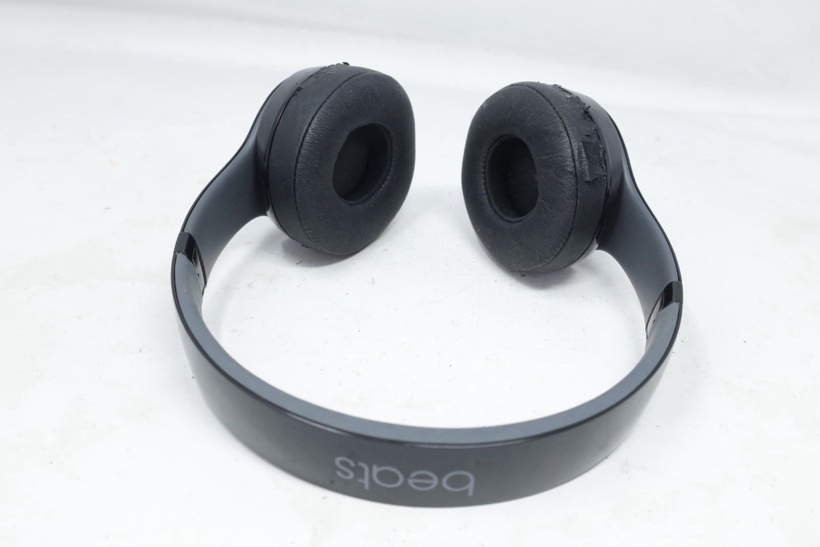 Beats by Dr. Dre Solo2 Over Ear Wired Headphones B0518 Light Gray HEADPHONE ONLY