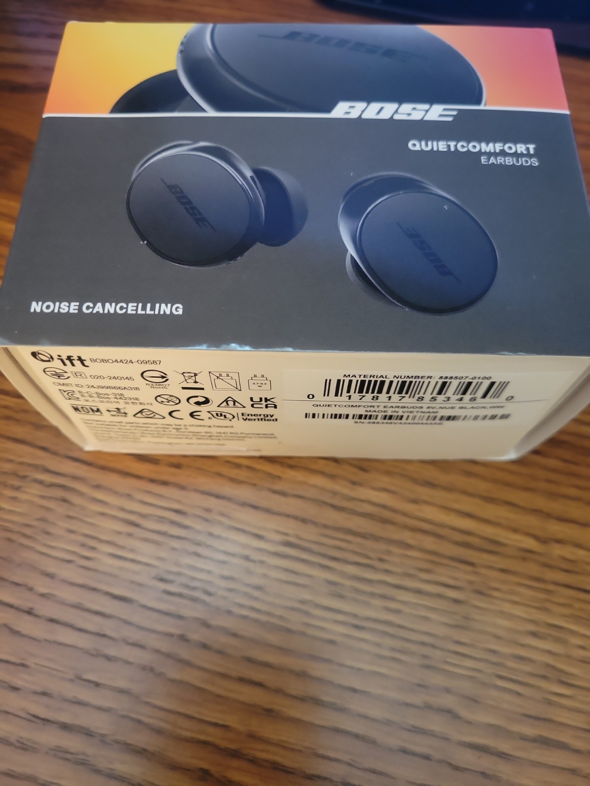 New Genuine Bose QuietComfort Wireless Noise Cancelling Bluetooth Earbuds