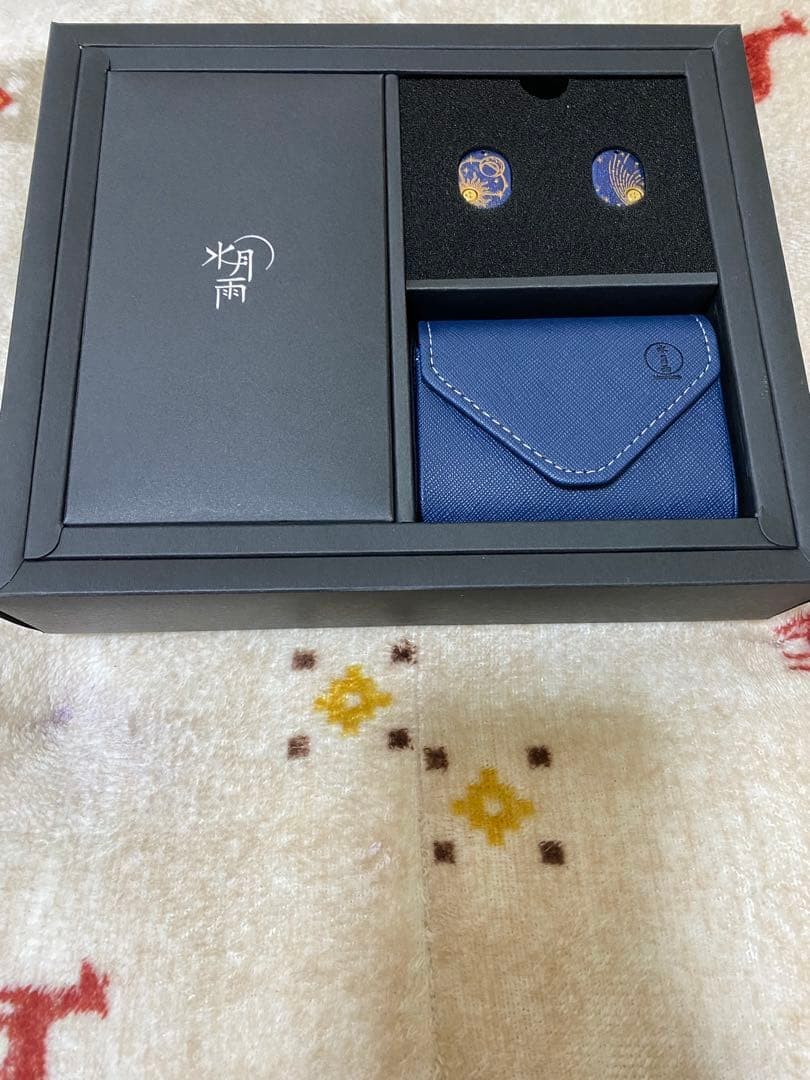 MOONDROP STELLARIS Planar Magnetic IEMs with Autumn Moon 4.4mm Balanced Cable